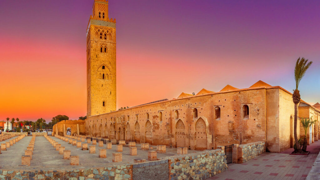 mosquée koutoubia minaret marrakech coucher soleil