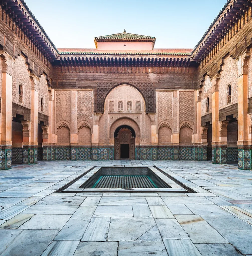 medersa ben youssef marrakech patio zellige bois sculpté
